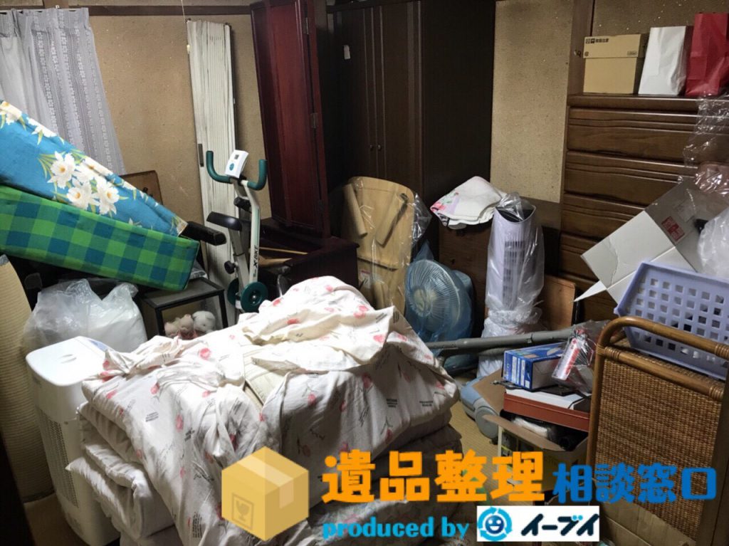 2018年1月12日大阪府河内長野市で遺品整理作業に伴い家具や生活用品の片付け。写真5