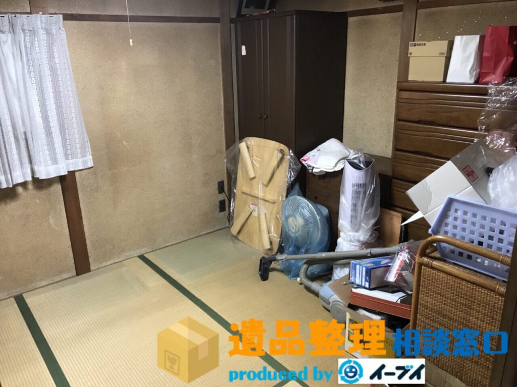 2018年1月12日大阪府河内長野市で遺品整理作業に伴い家具や生活用品の片付け。写真4