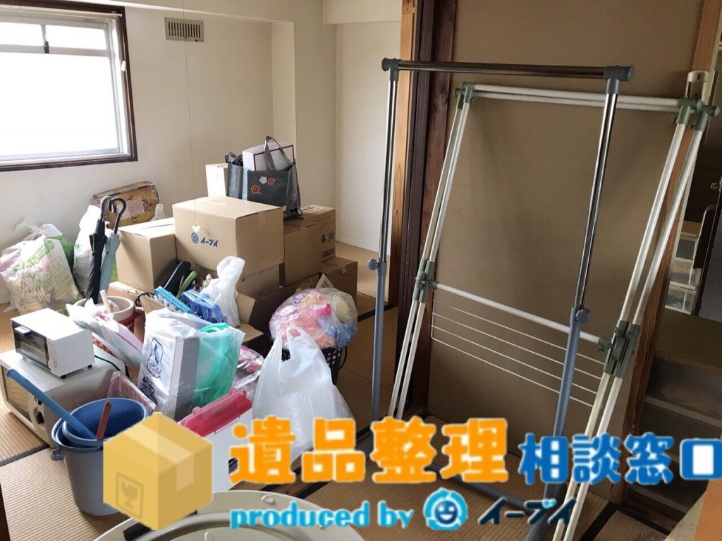2018年5月21日大阪府堺市で遺品整理に伴う家財道具の処分や片付け作業の様子。写真5
