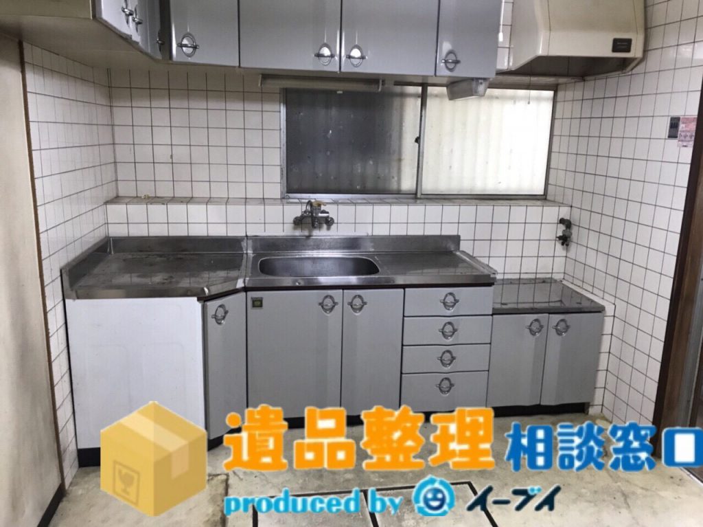 2018年6月11日兵庫県尼崎市で遺品整理に伴い台所の片付けや食器棚などの処分をさせて頂きました。写真3