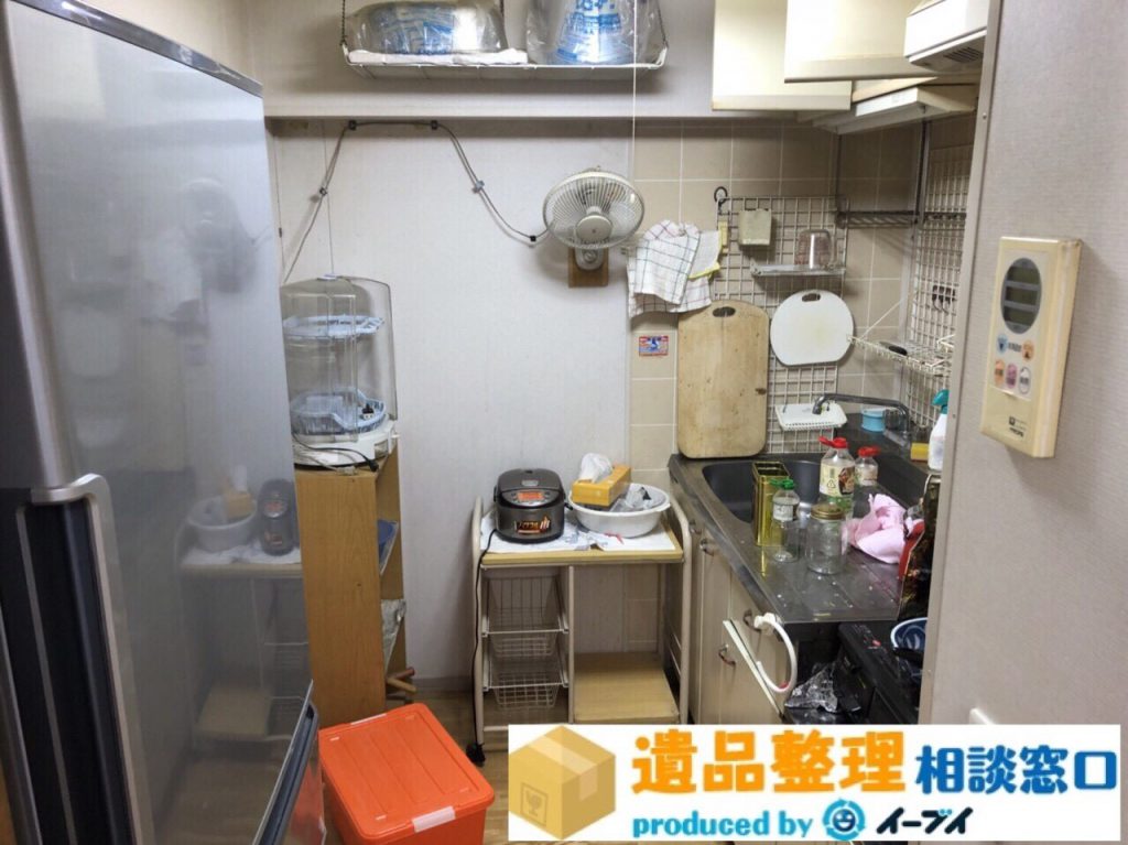 2018年8月19日大阪府豊中市で生前整理に伴い洗濯機や台所の片付け。写真2