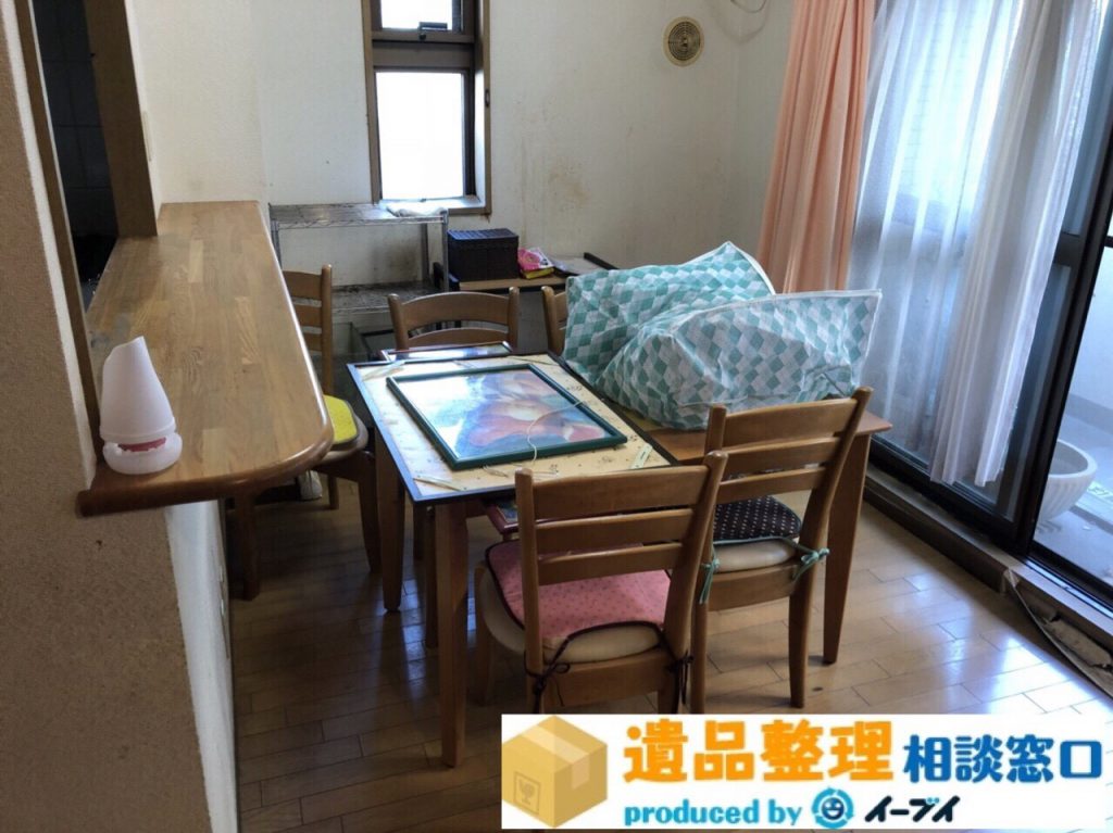 2018年8月5日大阪府摂津市で押入れの生活用品や家具の遺品整処分。写真2